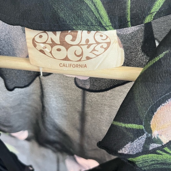 Sheer Ruffle Floral Top - Picture 3 of 3